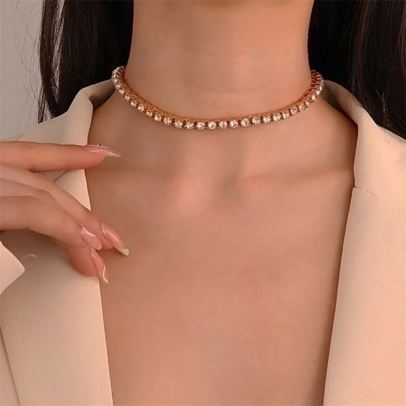 Hip-hop Minimalist Solid Color Flower Lock Metal Copper 18k Gold Plated Gold Plated Silver Plated Crystal Zircon Layered Necklaces Pendant Necklace Necklace In Bulk