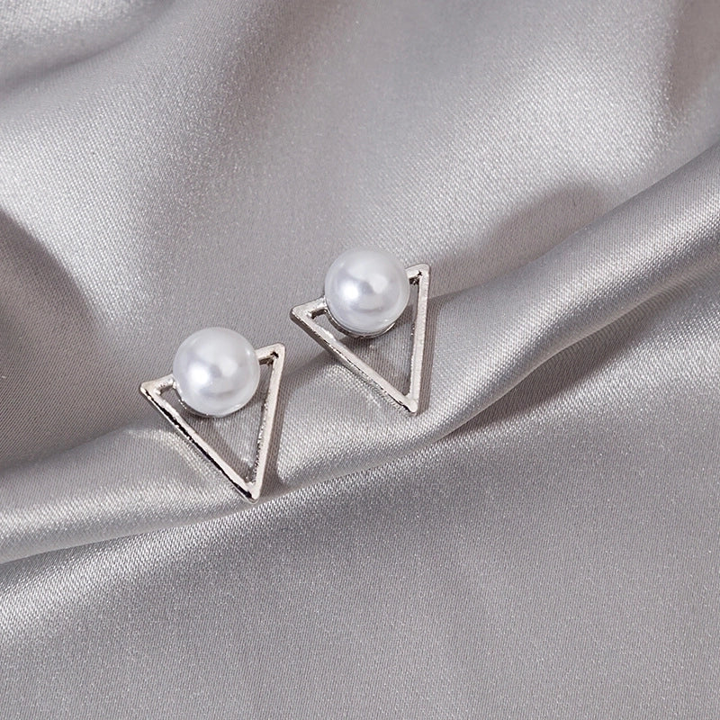 1 Pair Korean Style Triangle Alloy Pearl Gold Plated Silver Plated Ear Studs