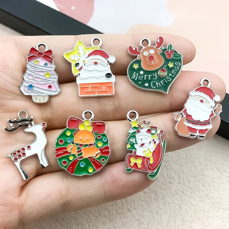 1 Piece 20 PCS/Package 17x14mm 23x18mm 23x23mm Alloy Christmas Tree Santa Claus Gingerbread Pendant Jewelry Accessories