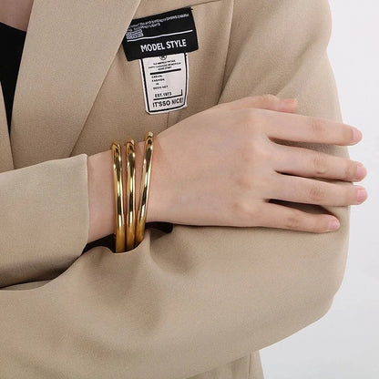 Minimalist Round 304 Stainless Steel 18K Gold Plated Bangle In Bulk