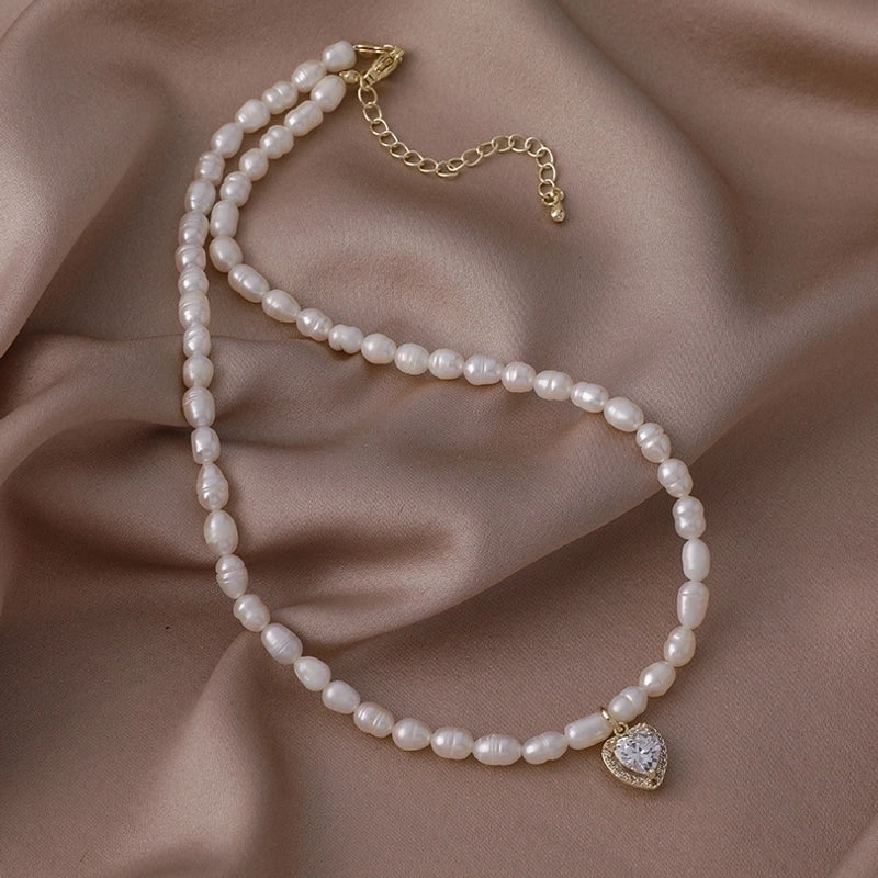 Alloy Freshwater Pearl Copper Fashion Solid Color Irregular Necklace