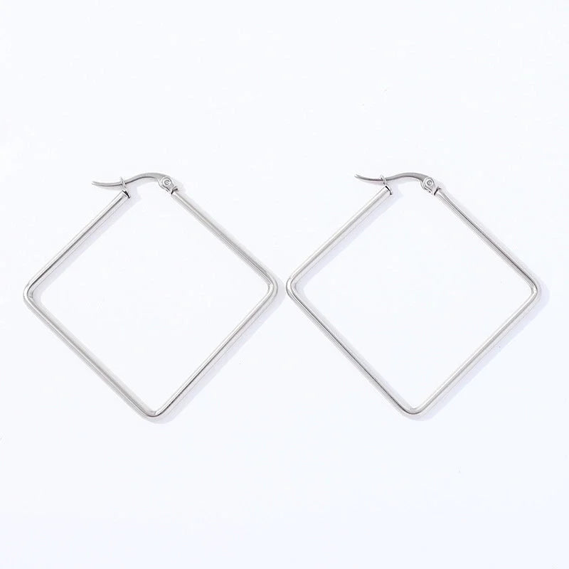 1 Pair Fashion Star Heart Shape Butterfly Plating Hollow Out 201 Stainless Steel 18K Gold Plated Earrings