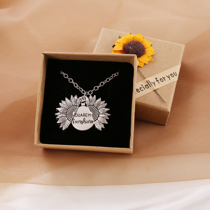 Minimalist Sunflower Flower Alloy Electroplating Necklaces