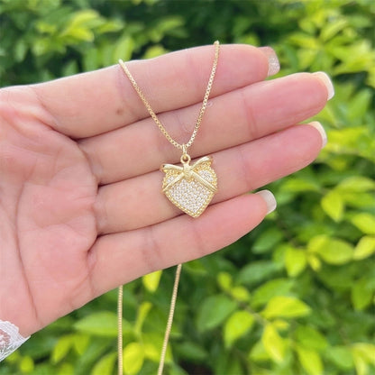 2 Pieces Elegant Heart Shape Bow Knot Copper Zircon Pendant Necklace