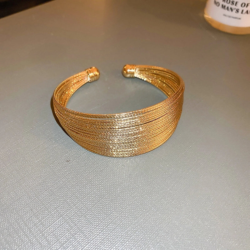 Elegant Lady Geometric Copper Inlay Zircon Bangle