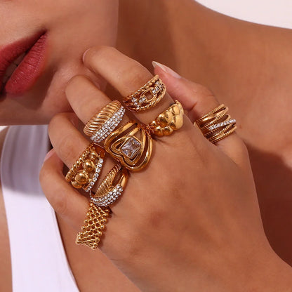 Fashion Niche Stripe Round Circle Geometric Stainless Steel 18K Gold Plated Rings