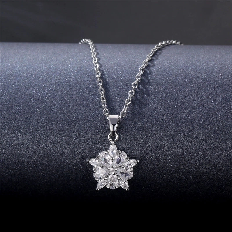 Stainless Steel Titanium Steel White Gold Plated Minimalist Plating Inlay Water Droplets Flower Zircon Pendant Necklace