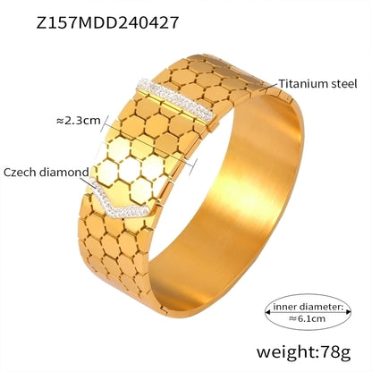 Casual Minimalist Hexagon Round Titanium Steel 18K Gold Plated Rhinestones Bangle In Bulk