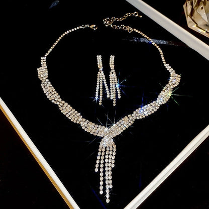 Explosions Zircon Diamond Geometric Necklace Earrings Suit Light Luxury Clavicle Chain High Sense Temperament Jewelry