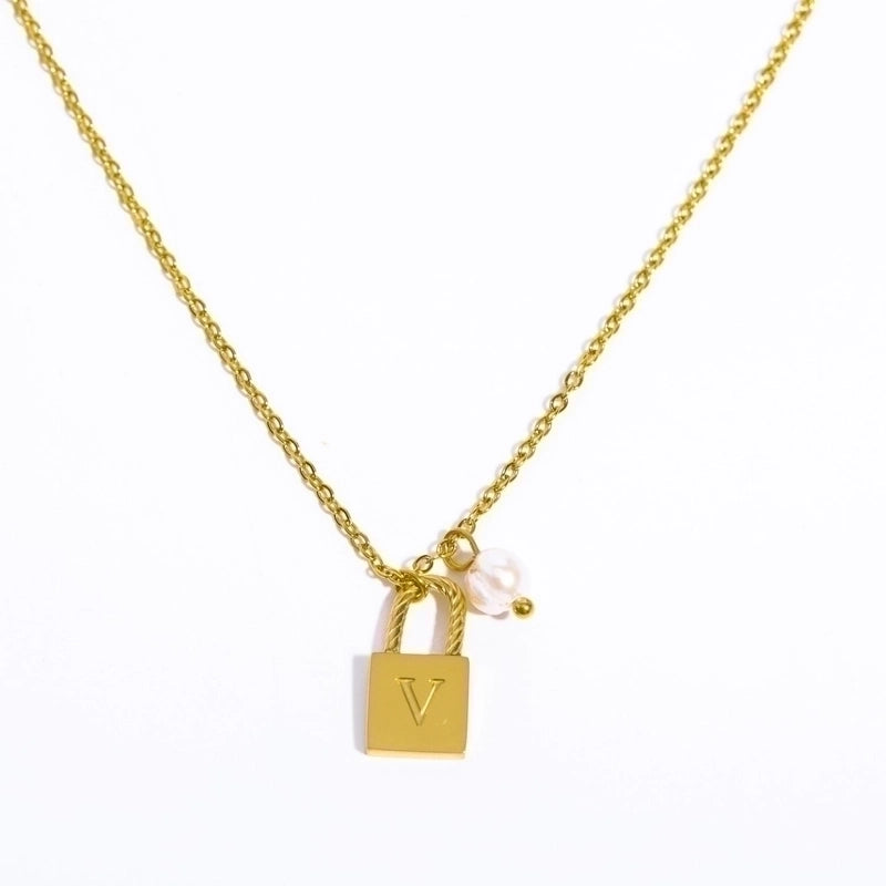 201 Stainless Steel 304 Stainless Steel Glass Gold Plated Casual Minimalist Pearl Plating Letter Lock Pendant Necklace