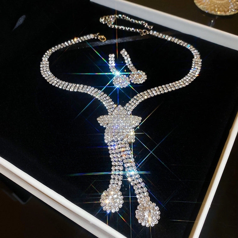 Explosions Zircon Diamond Geometric Necklace Earrings Suit Light Luxury Clavicle Chain High Sense Temperament Jewelry