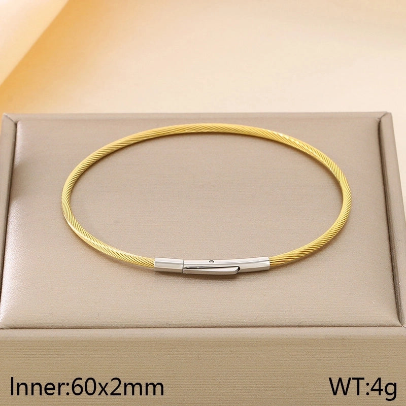 Vintage Style Geometric 304 Stainless Steel 18K Gold Plated Bangle In Bulk