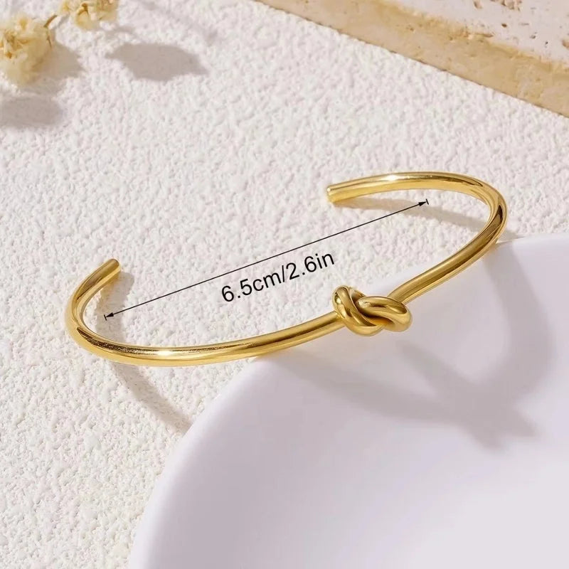 Minimalist Classic Style Knot Titanium Steel 18K Gold Plated Bangle In Bulk
