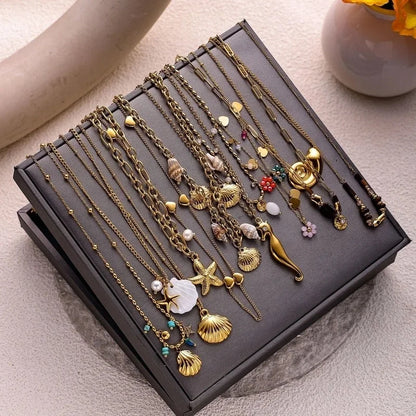 Titanium Steel Necklace Fashion Stainless Steel Necklace 18K Gold Non-Fading French Minority Retro Ladies