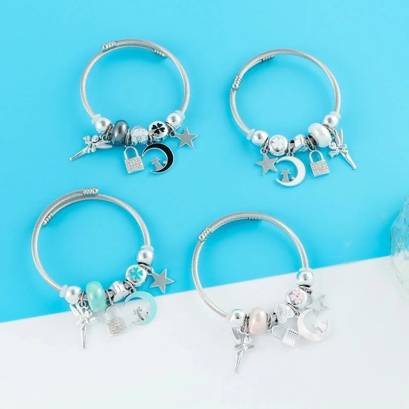 Elegant Luxurious Heart Shape 304 Stainless Steel White Gold Plated Crystal Zircon Bangle In Bulk