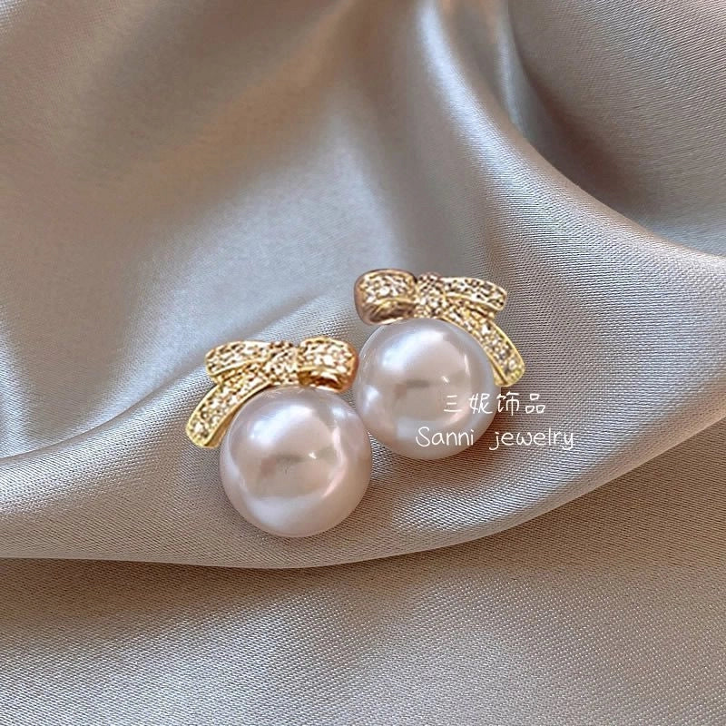 1 Pair Minimalist Round Inlay Alloy Zircon Ear Studs