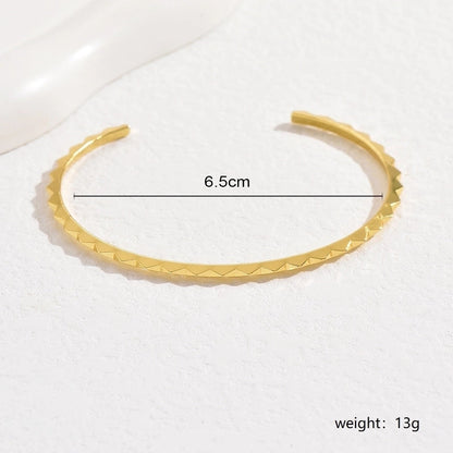 Minimalist Heart Shape Eye Copper Plating Artificial Pearls Zircon Bangle 1 Piece