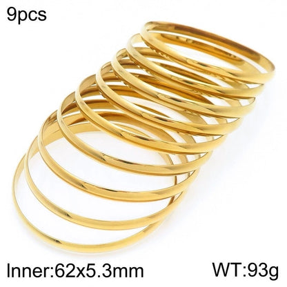 Minimalist Round Stainless Steel 18K Gold Plated Bangle In Bulk