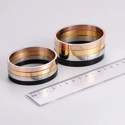 Minimalist Circle Stainless Steel Bangle In Bulk