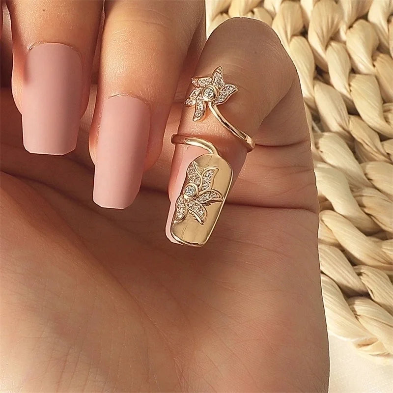 Luxurious Geometric Devil's Eye Heart Shape Copper Rhinestones Zircon Rings In Bulk