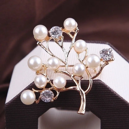 Elegant Pin Star Flower Snowflake Imitation Pearl Alloy Rhinestone Women'S Brooches