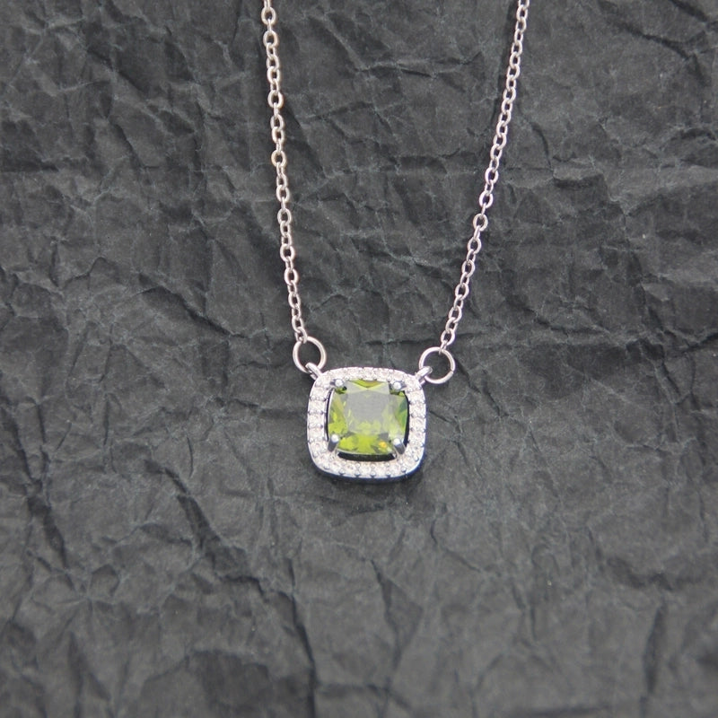 10 Pieces Casual Elegant Basic Moon Heart Shape Bow Knot Titanium Steel Copper Zircon Plating Inlay Pendant Necklace