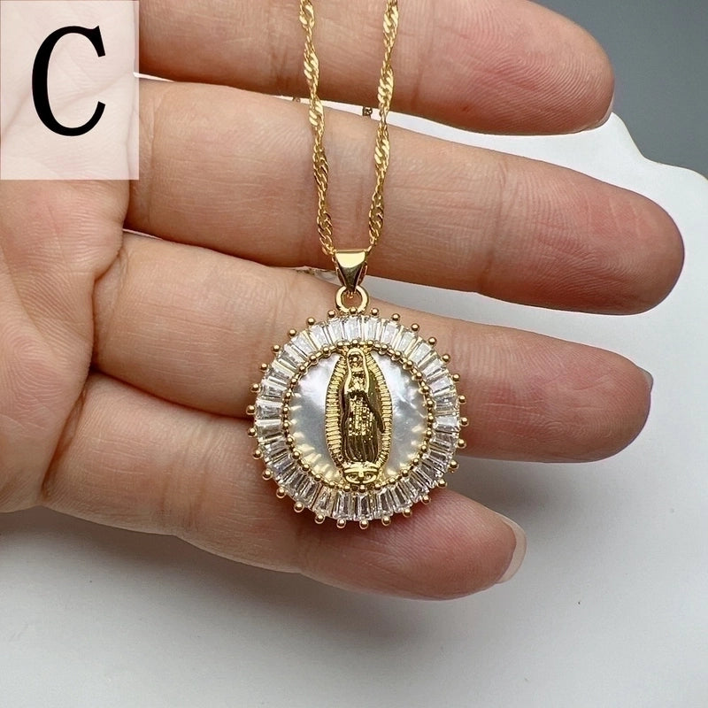 Minimalist Commute Round Copper Zircon Pendant Necklace In Bulk