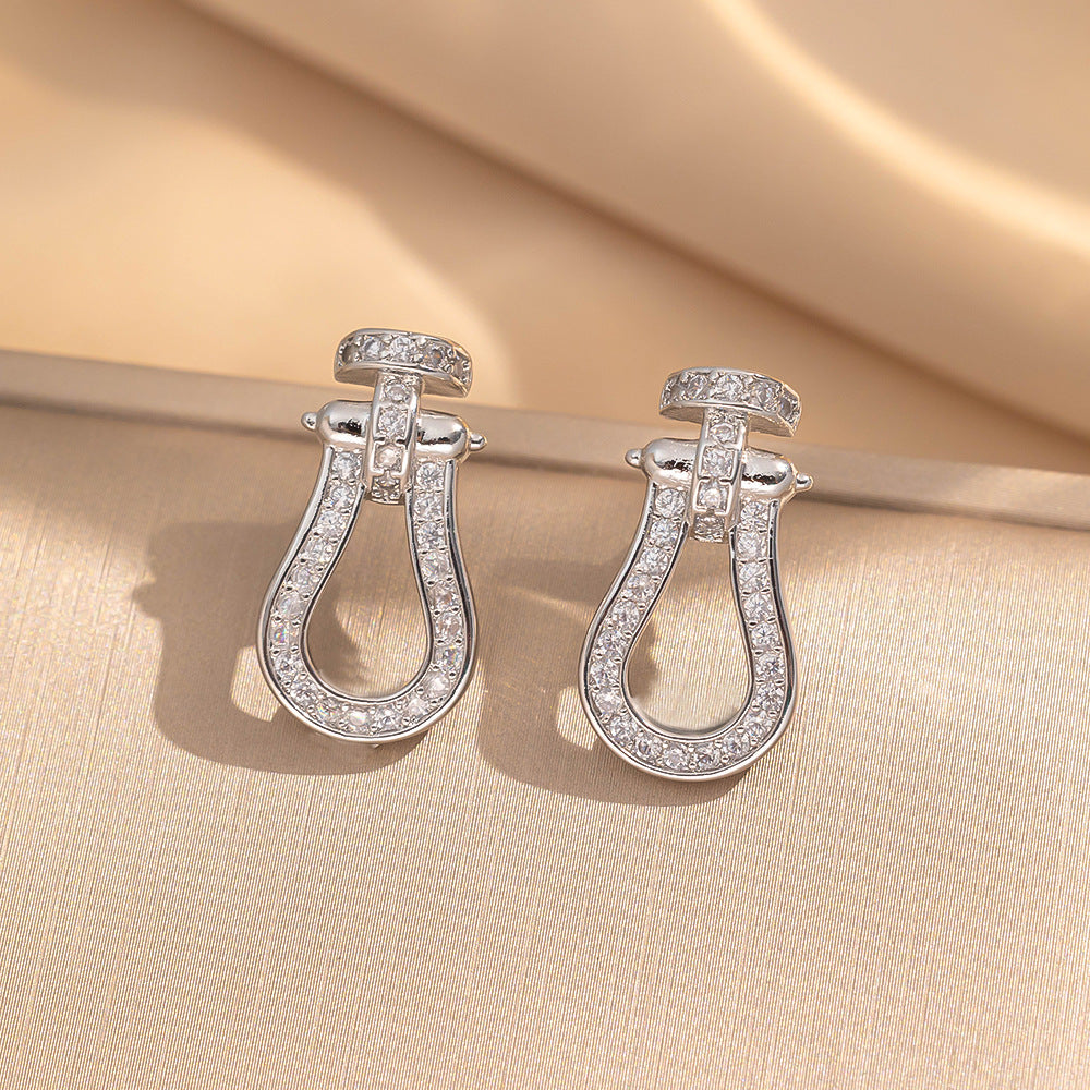 2 Pieces Moderate Luxury Flower Copper Diamond Inlay Stud Earrings