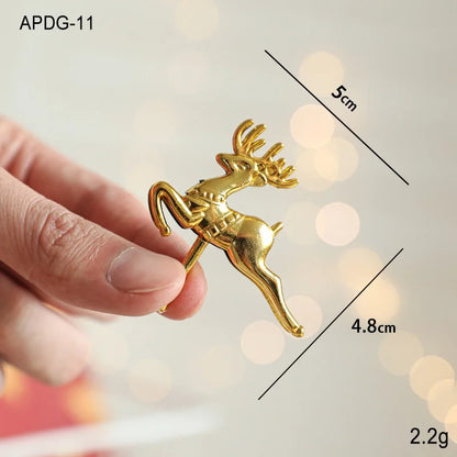 Christmas Casual Cute Minimalist Christmas Tree Santa Claus Snowman Plastic Indoor Banquet Party Cake Decorating Supplies Cake Decorating Supplies