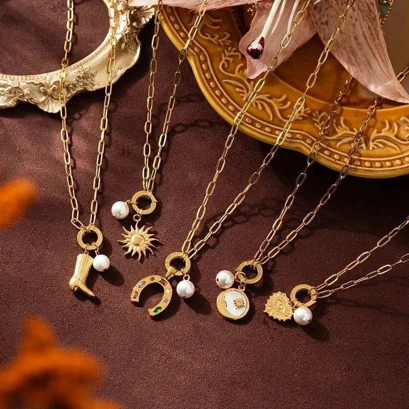 Minimalist Sun Moon Heart Shape 201 Stainless Steel 304 Stainless Steel Zircon 18K Gold Plated Beaded Pendant Necklace