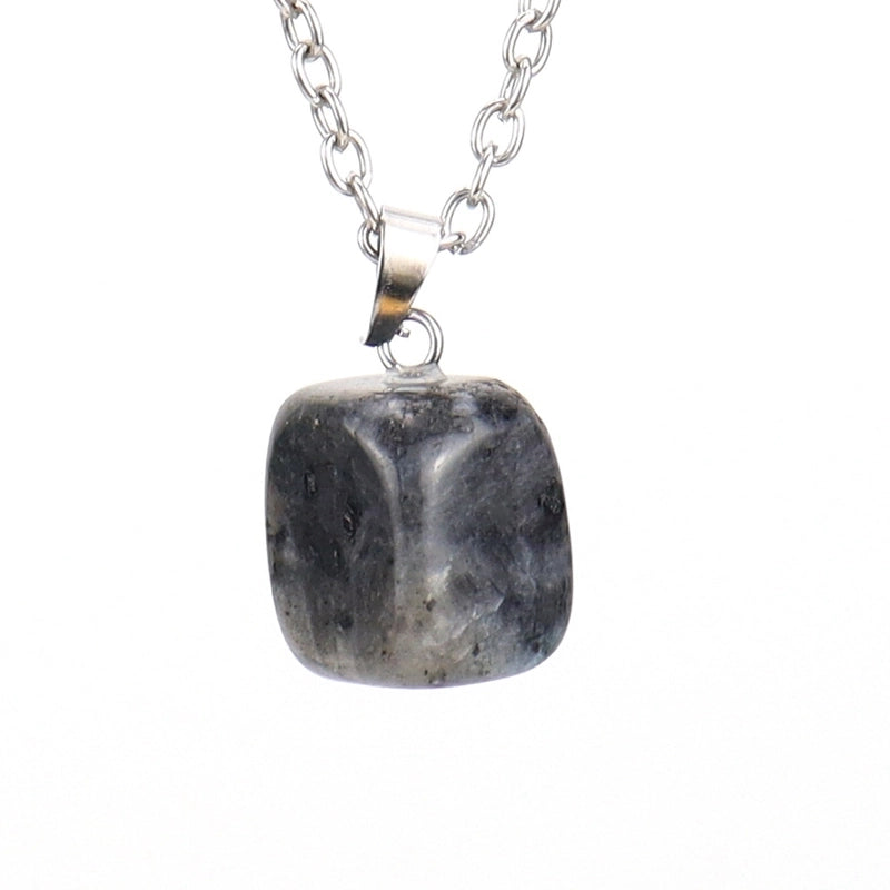 Minimalist Geometric Natural Stone Ferroalloy Knitting Pendant Necklace
