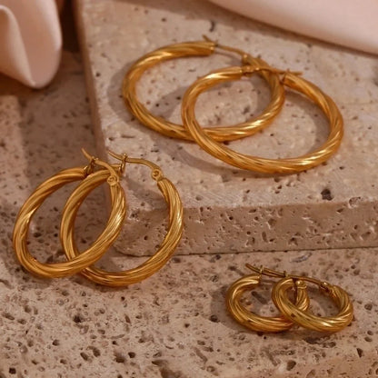 1 Pair Vintage Style Minimalist Round Plating 304 Stainless Steel 18K Gold Plated Hoop Earrings