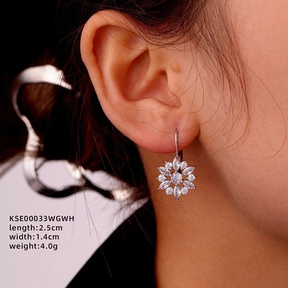1 Pair Ig Style Minimalist Star Water Droplets Flower Plating Inlay Copper Zircon White Gold Plated Drop Earrings Ear Studs