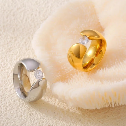 Elegant Luxurious Minimalist Solid Color Titanium Steel Zircon 18K Gold Plated Plating Inlay Rings