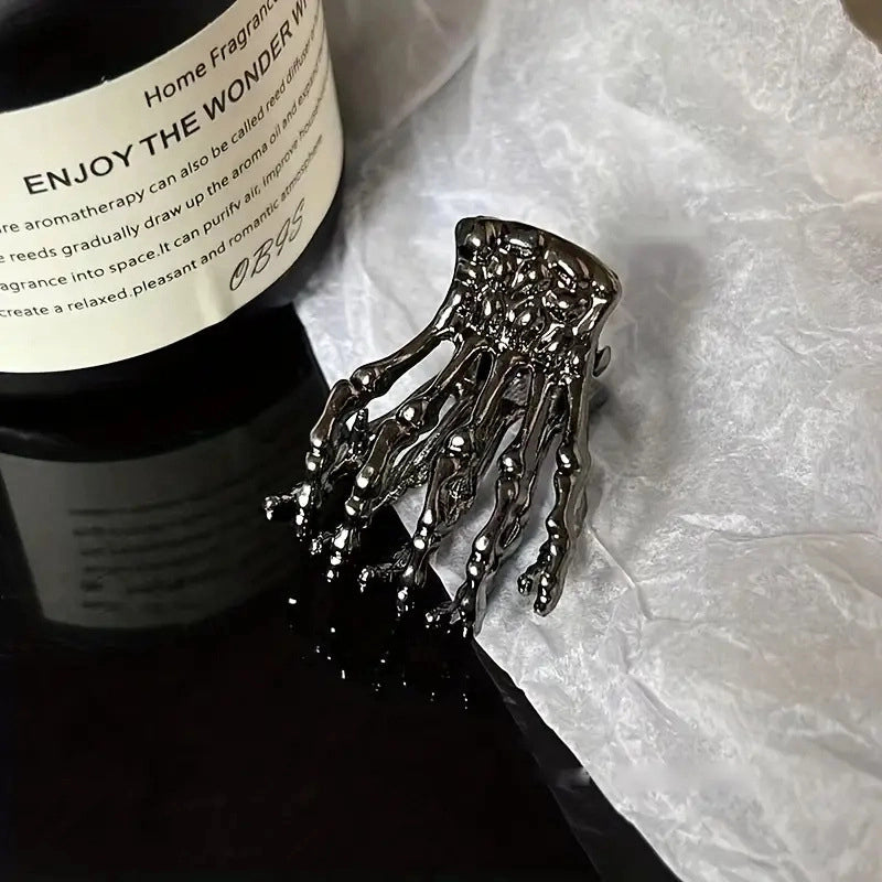 Halloween Hip-Hop Women's Hand Metal Plating Hair Claws