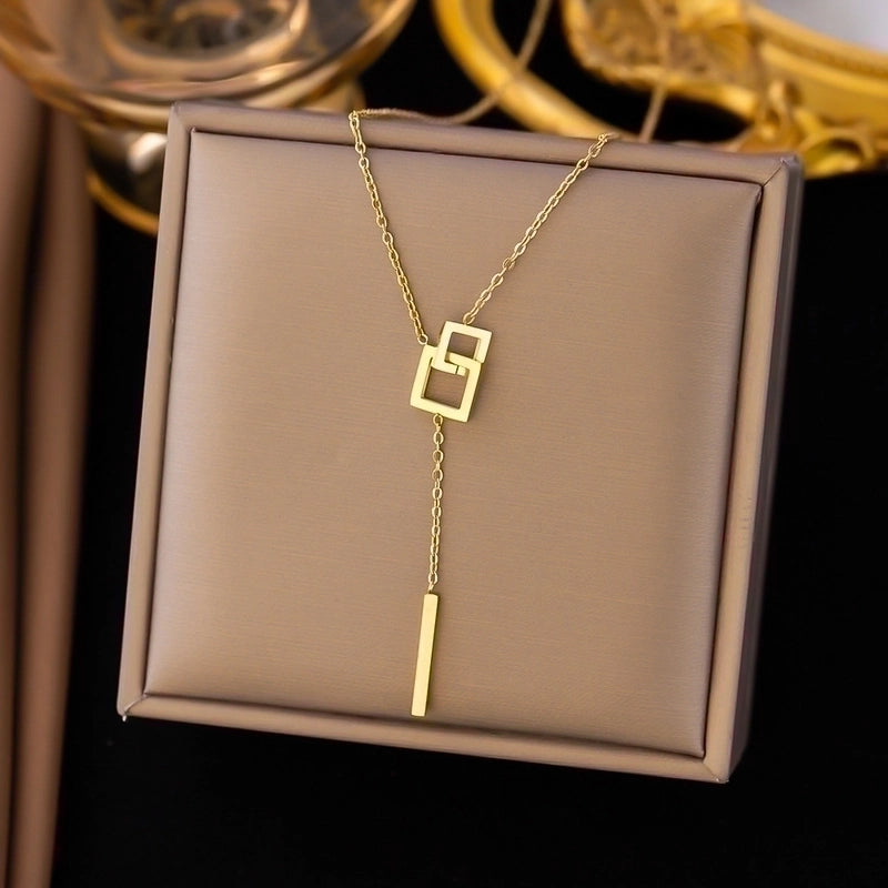 304 Stainless Steel 18K Gold Plated Minimalist Plating Inlay U Shape Heart Shape Acrylic Artificial Rhinestones Plastic Pendant Necklace