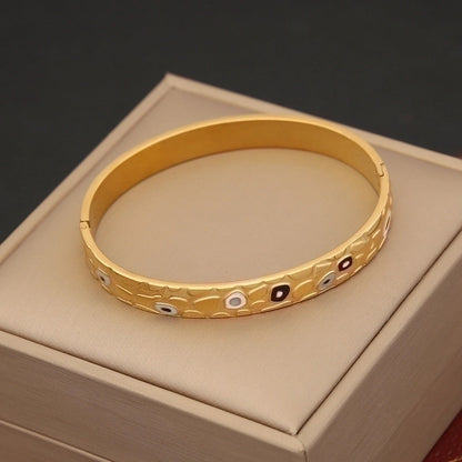 Vintage Style Luxurious Devil'S Eye Stainless Steel 18K Gold Plated Bangle In Bulk