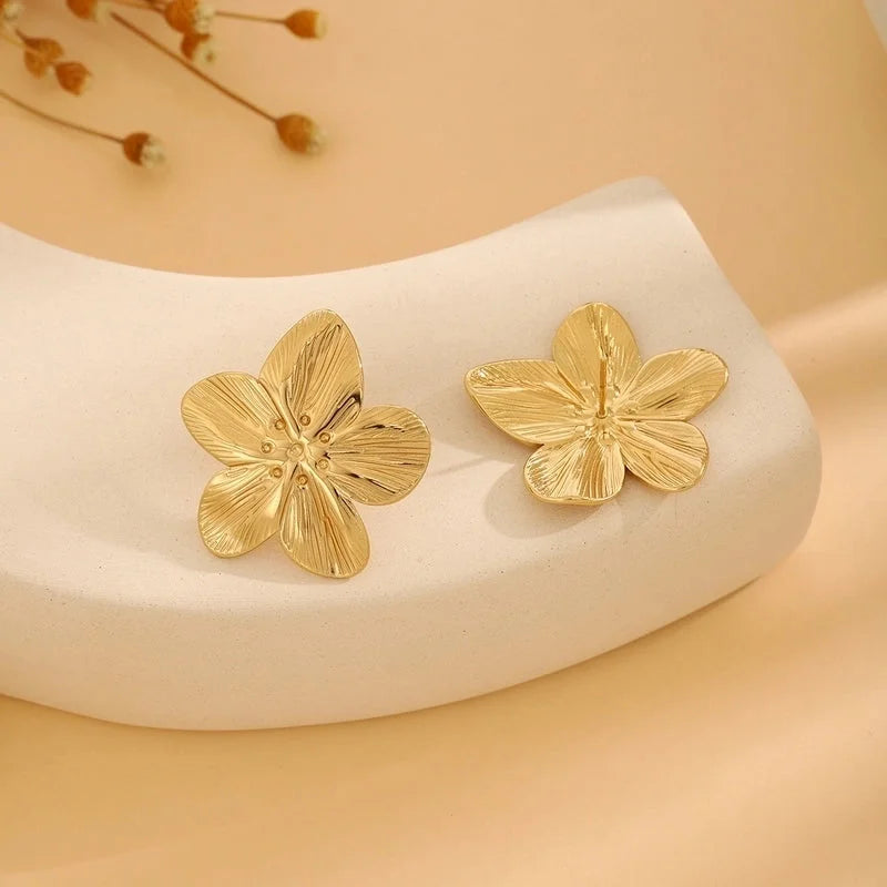 1 Pair Casual Minimalist Streetwear Waves Heart Shape Flower Plating 304 Stainless Steel Ear Studs