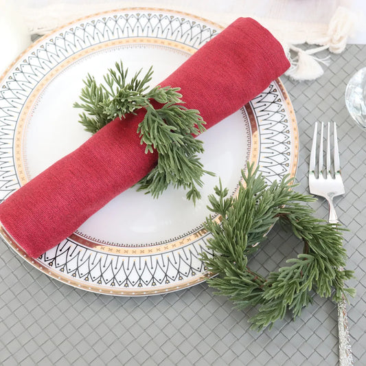 25 Pine And Cypress Pine Needle Pe Soft Rubber Mini Christmas Candle Holder Rings Hotel Christmas Napkin Rings Home Decor