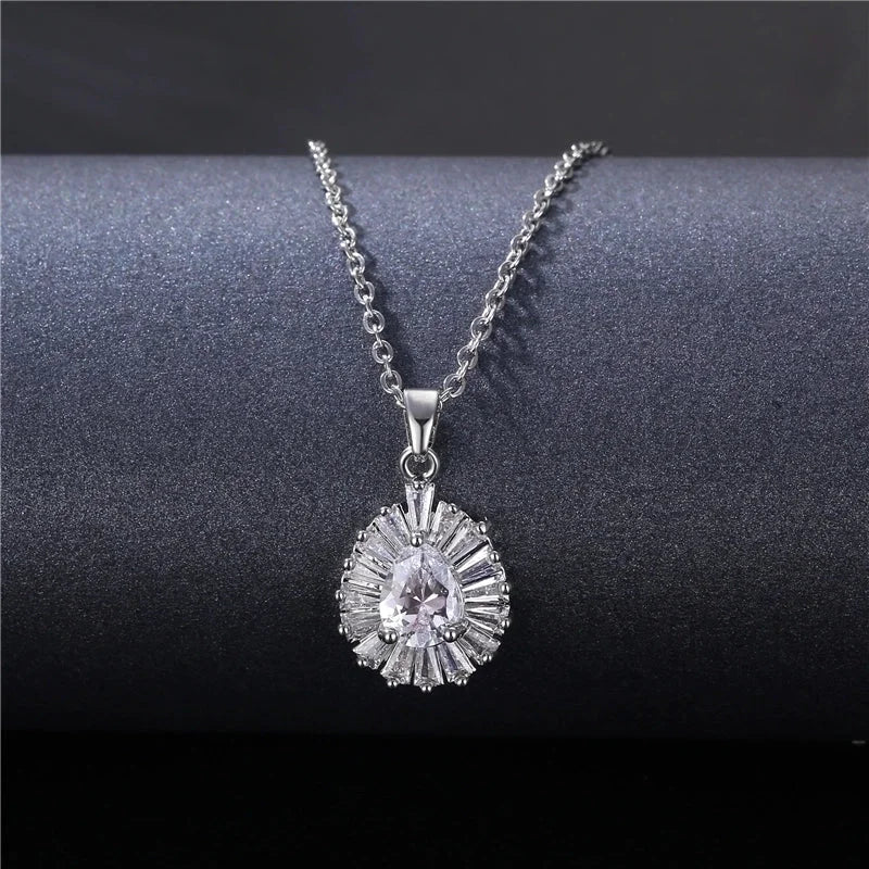 Stainless Steel Titanium Steel White Gold Plated Minimalist Plating Inlay Water Droplets Flower Zircon Pendant Necklace