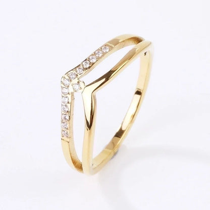 2 Pieces Minimalist V Shape Titanium Steel Zircon Rings