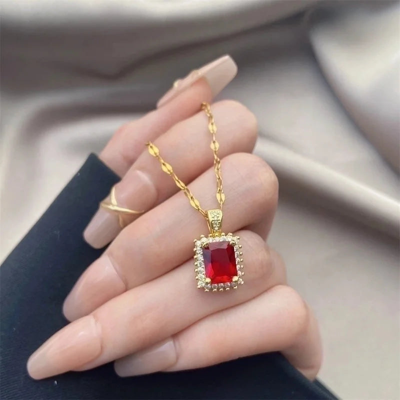 Vintage Style Geometric Stainless Steel Plating Inlay Zircon Pendant Necklace