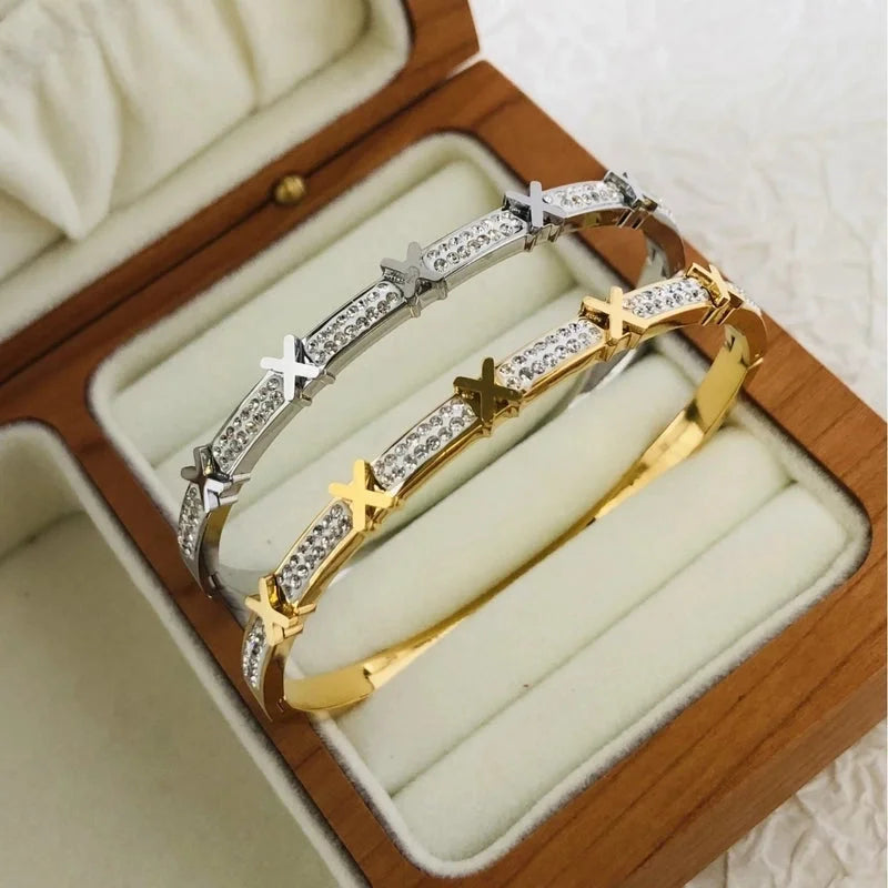 Elegant Streetwear Solid Color Titanium Steel Bangle In Bulk Stainless Steel Bracelets