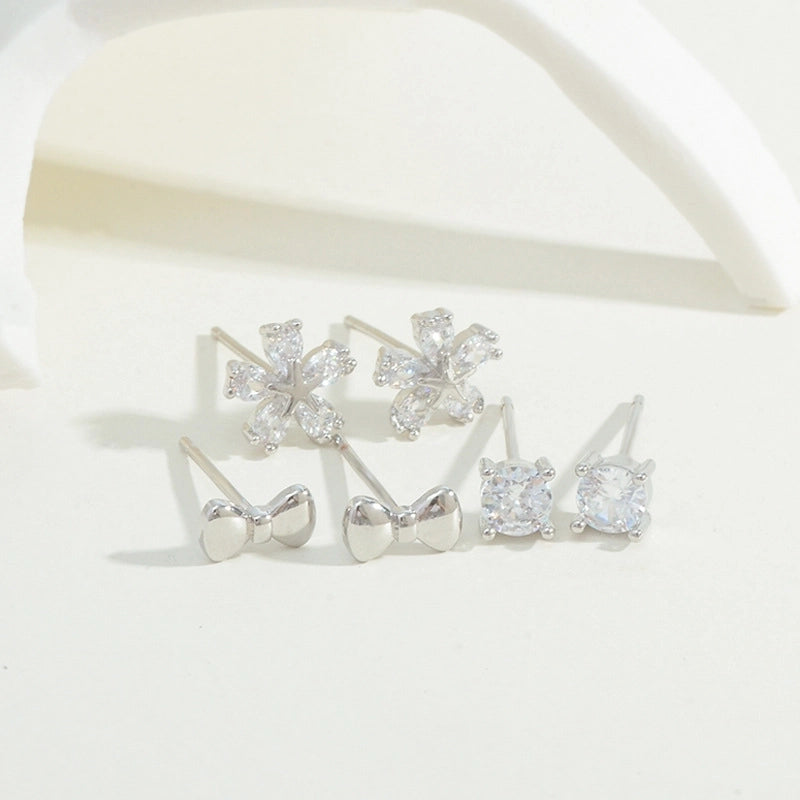 1 Set Minimalist Snowflake Copper Inlay Rhinestones Ear Studs