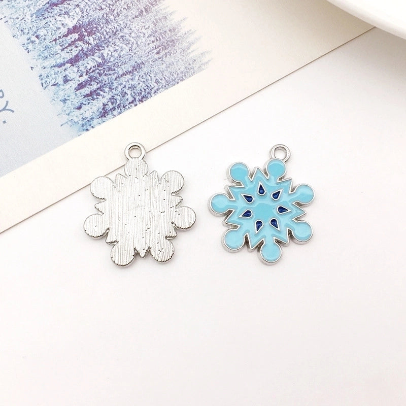 1 Piece 16 * 21mm 18 * 20mm 18 * 21mm Alloy Snowman Snowflake Elk Pendant Jewelry Accessories