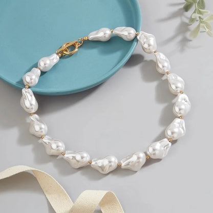Minimalist Round Imitation Pearl Choker
