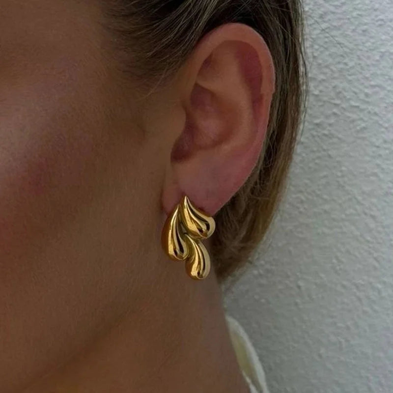 1 Pair French Style Sweet Horns Flower Asymmetrical 304 Stainless Steel Imitation Gold Ear Studs