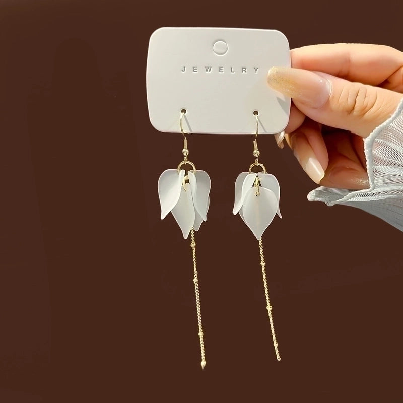1 Pair Fashion Flower Alloy Plating Artificial Pearls Women\'s Drop Earrings