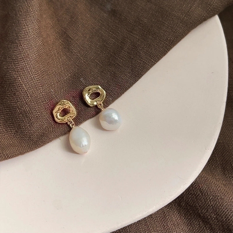 1 Pair Elegant Retro Geometric Freshwater Pearl Earrings