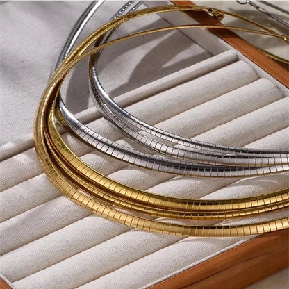 Exaggerated Minimalist Solid Color 316L Stainless Steel 18K Gold Plated Irregular Choker